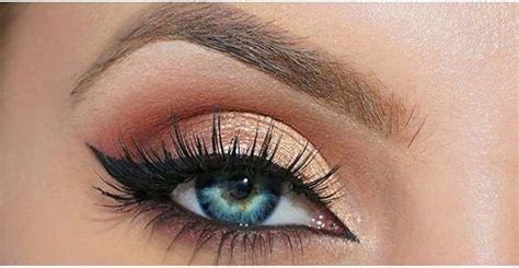 5 best eyeshadow color for blue eyes.